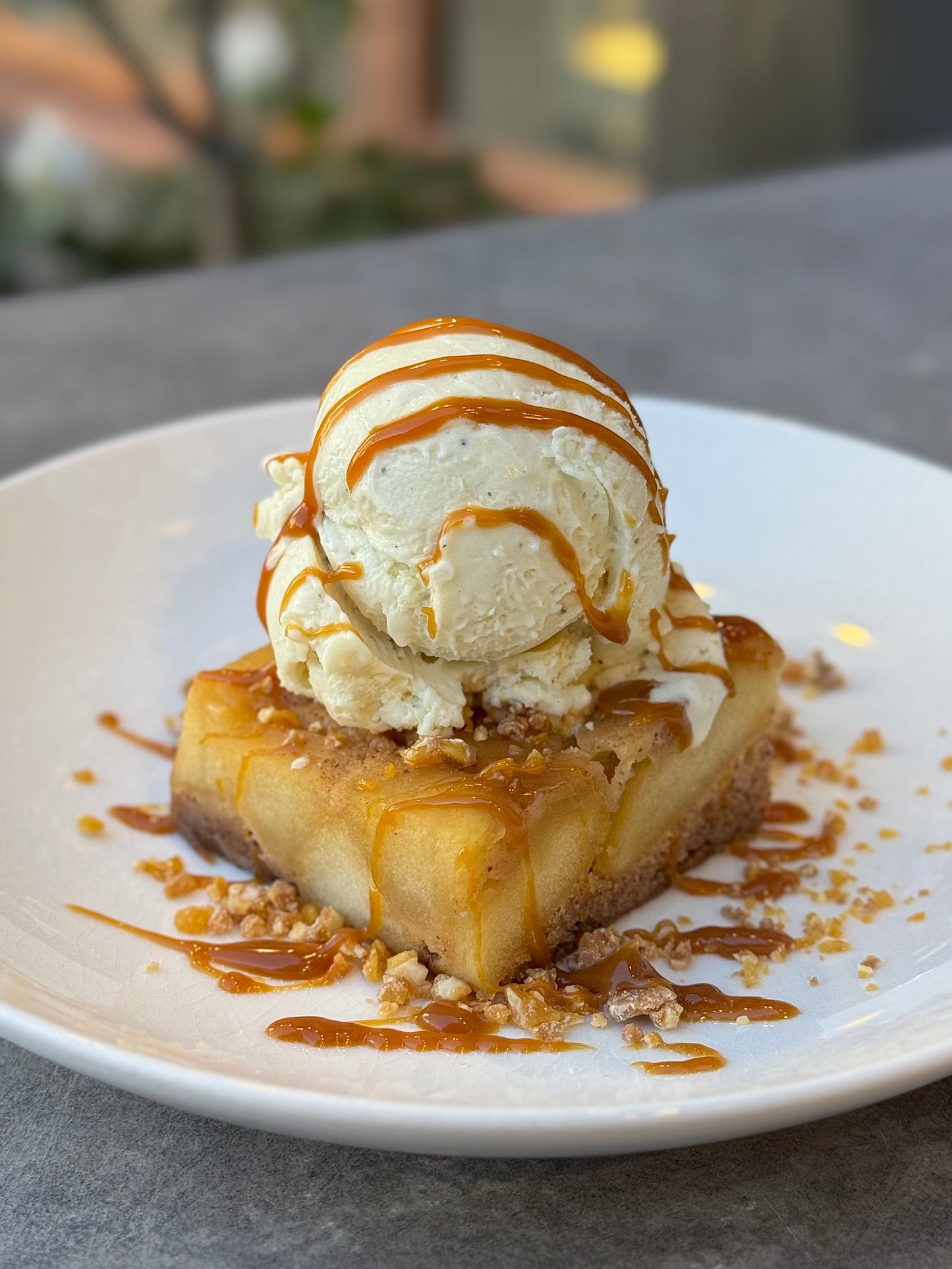 Apple cake