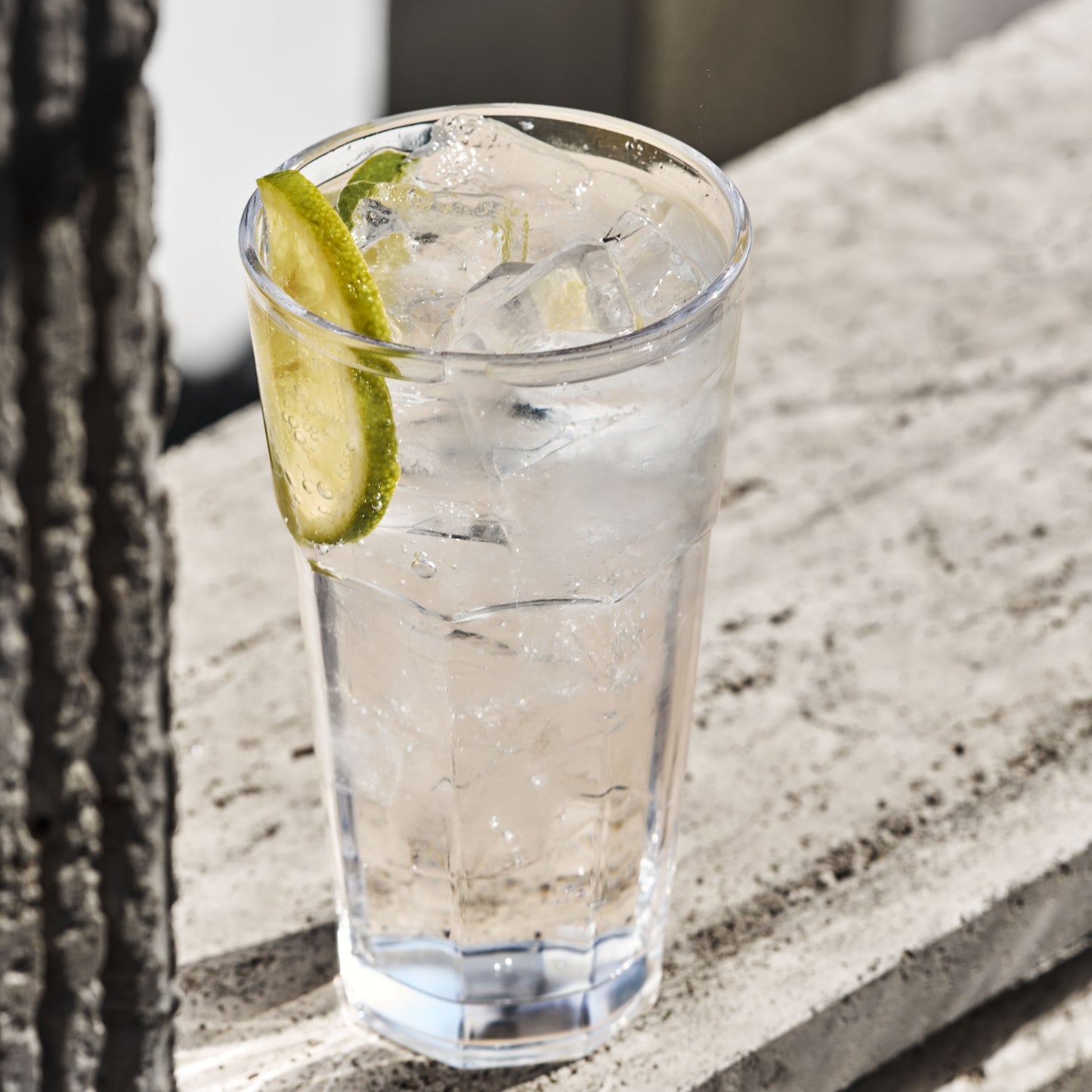 SPARKLING WATER